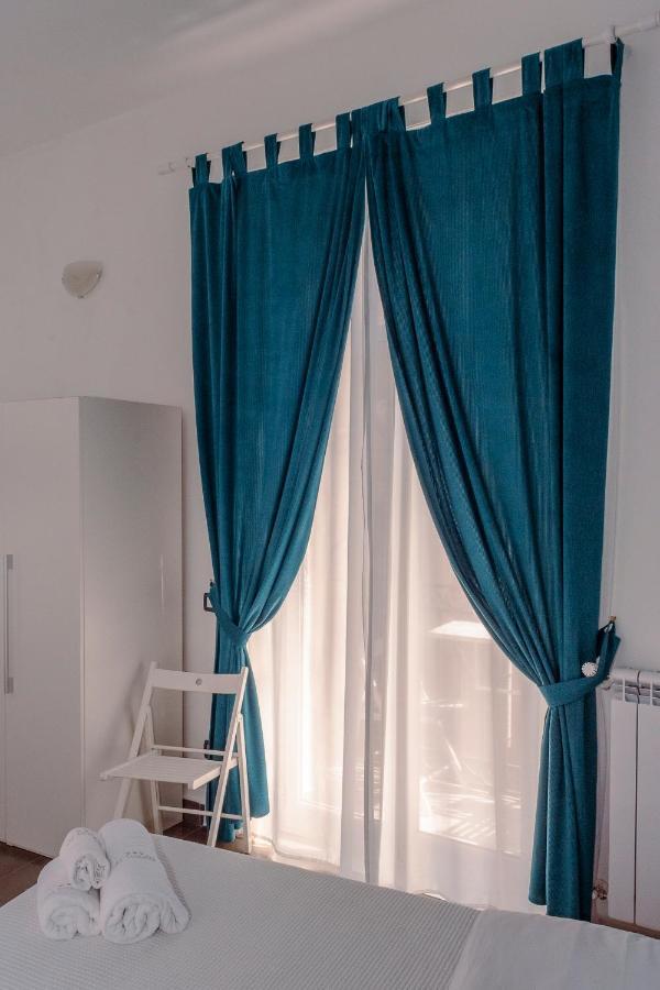 Rooms 19 - Rooms And Breakfast Палермо Екстериор снимка